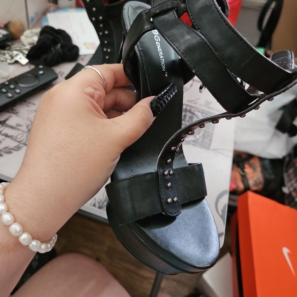 BCBGeneration Heels - Picture 2 of 4